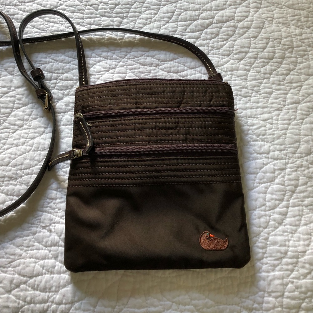 Dooney and Bourke crossbody in perfect condition